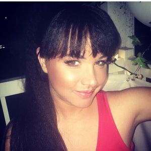 Meet your Posher, Khalila melanie